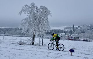 Sächsische Meisterschaften im CYCLOCROSS: Ein historischer Erfolg für Fabian Eisold und das Radteam Tharandter Wald