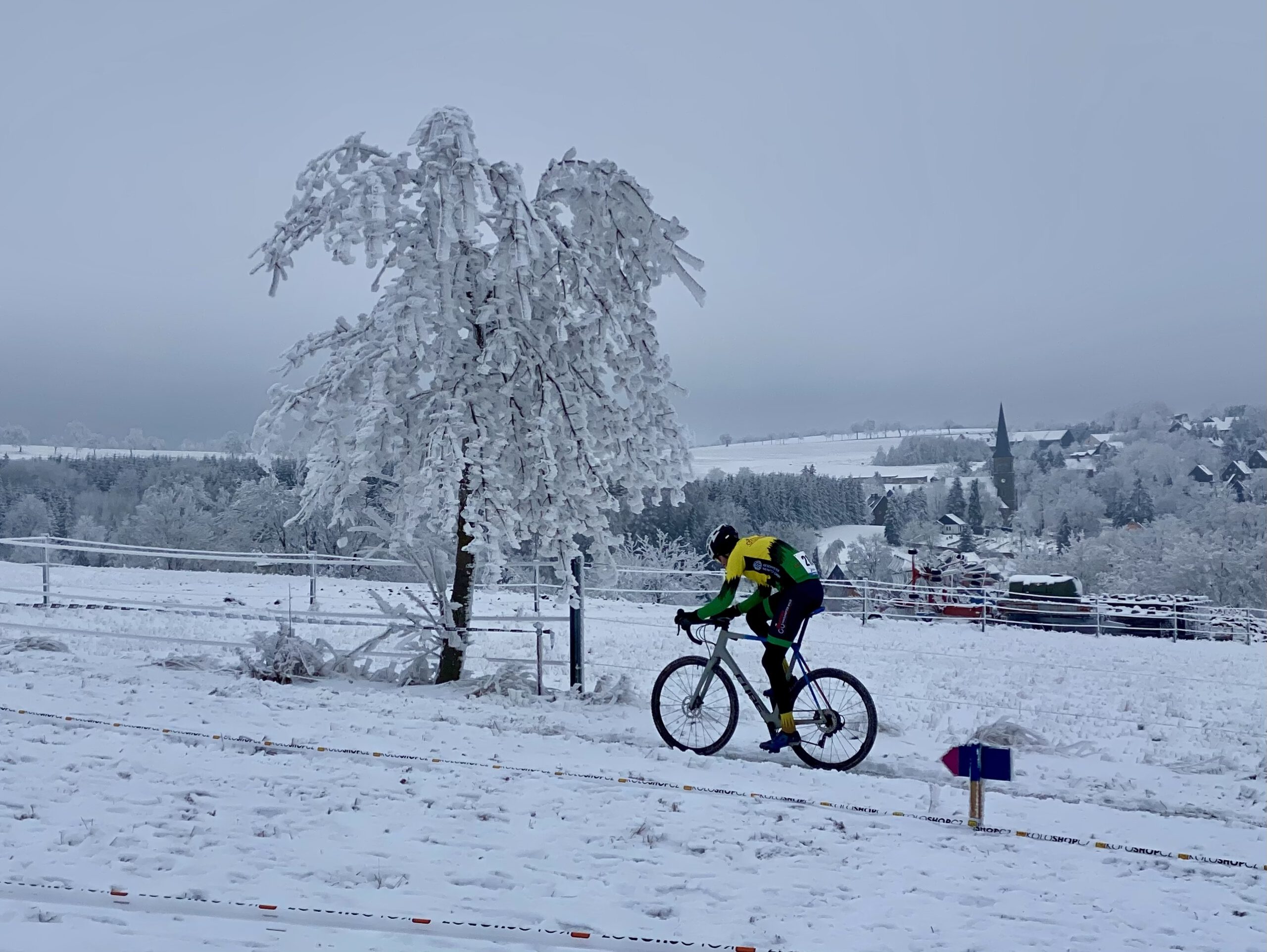 Sächsische Meisterschaften im CYCLOCROSS: Ein historischer Erfolg für Fabian Eisold und das Radteam Tharandter Wald